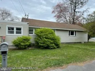 $2,500 | 37 Lighthouse Drive, Waretown, NJ 08758