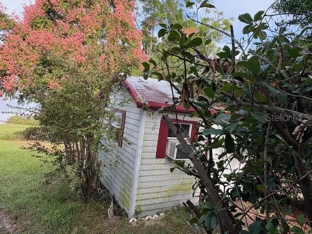 a view of a living room