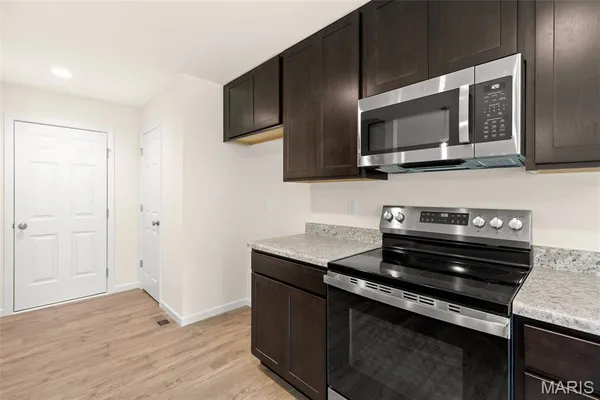 $295,899 | 2205 Heatherfield Drive, Rolla, MO 65401