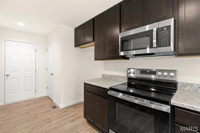 $295,899 | 2205 Heatherfield Drive, Rolla, MO 65401