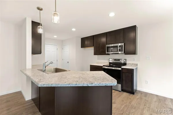 $295,899 | 2205 Heatherfield Drive, Rolla, MO 65401