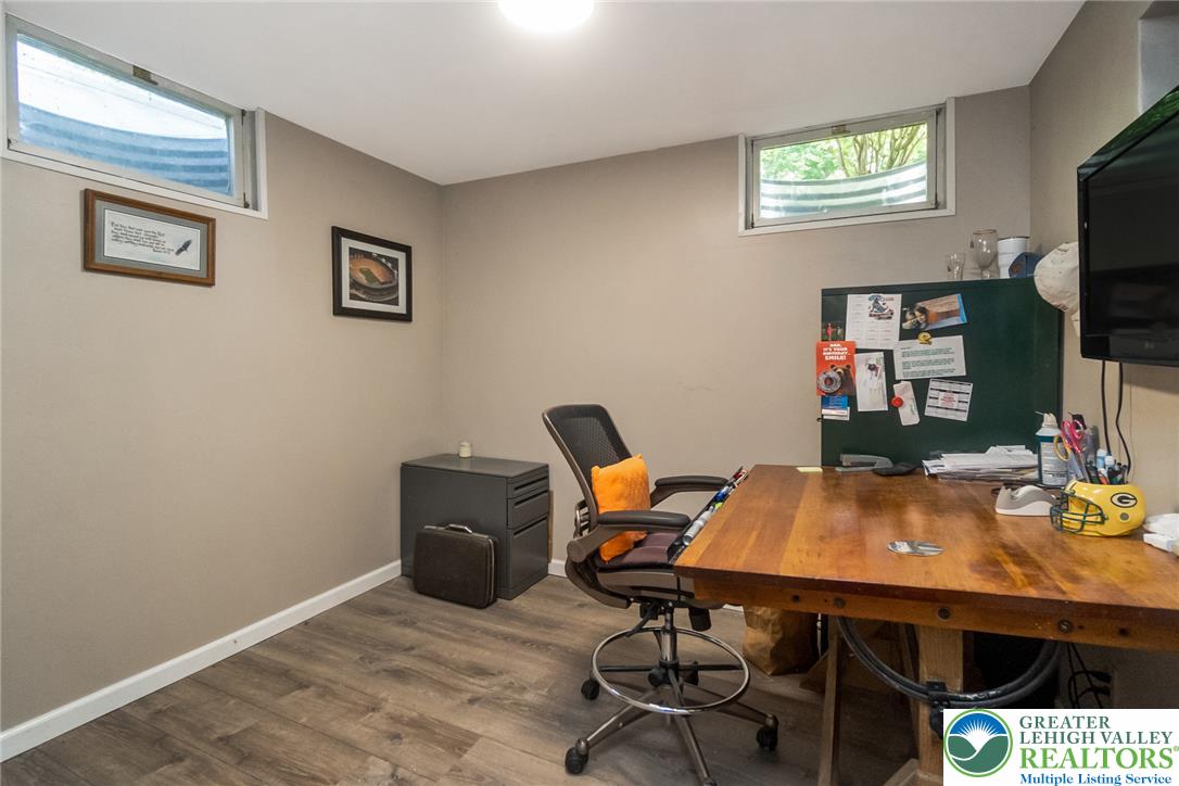 9461 Red Road Kempton, PA 19529 - Photo 46 of 55 The stay at home entrepreneur will appreciate this quiet office space.