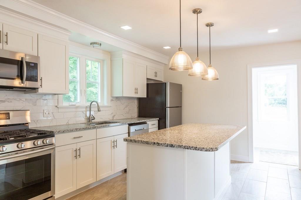 114 Petersham Road Hardwick, MA 01037 - Photo 3 of 29