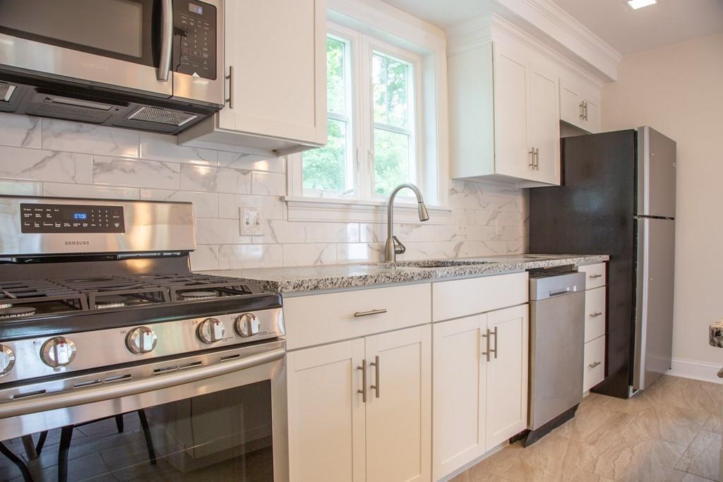 114 Petersham Road Hardwick, MA 01037 - Photo 4 of 29