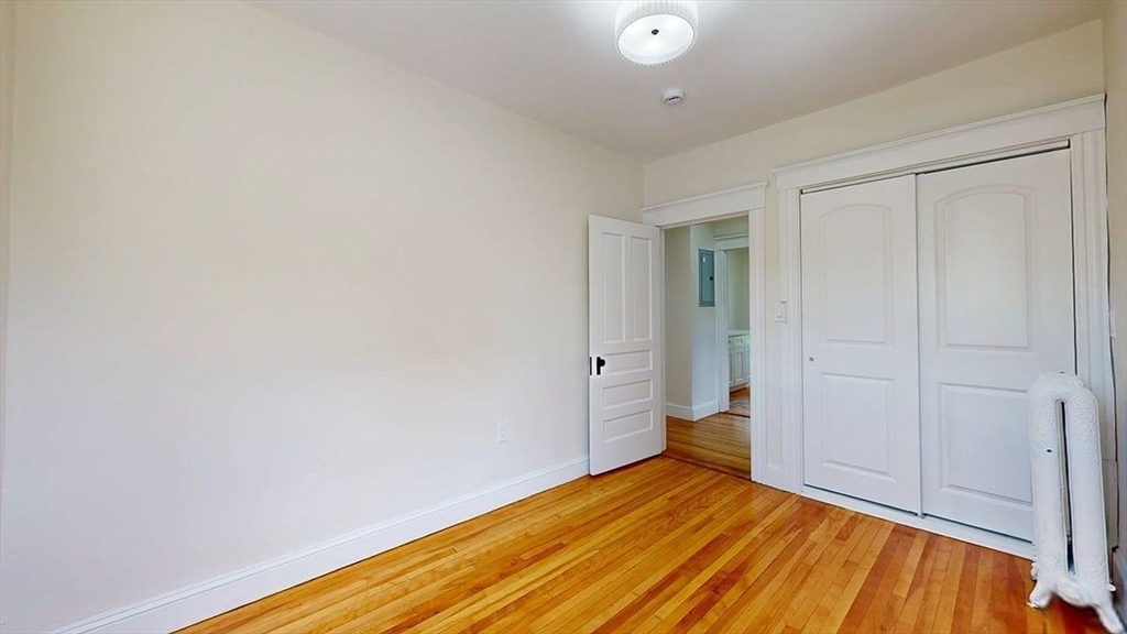 911 Pleasant Street Worcester, MA 01602 - Photo 29 of 42