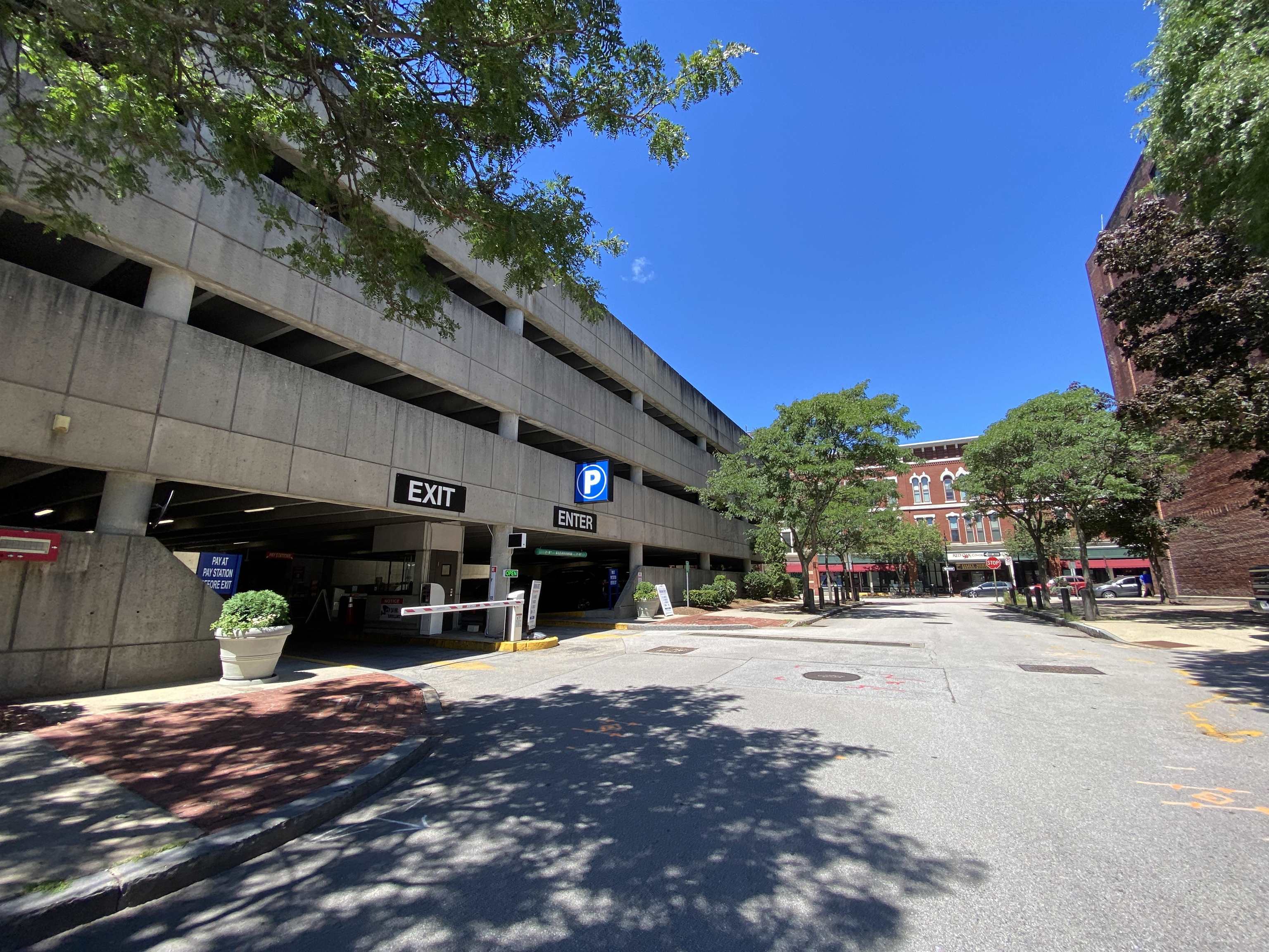 83 Hanover Street, Unit 310 Manchester, NH 03101 - Photo 43 of 47