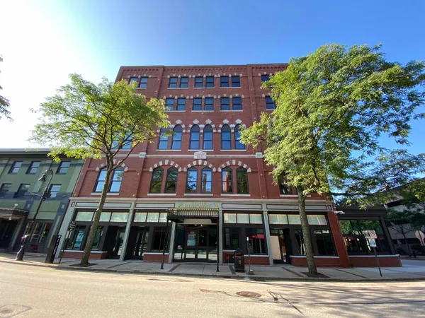 $1,899 | 83 Hanover Street, Unit 310, Manchester, NH 03101