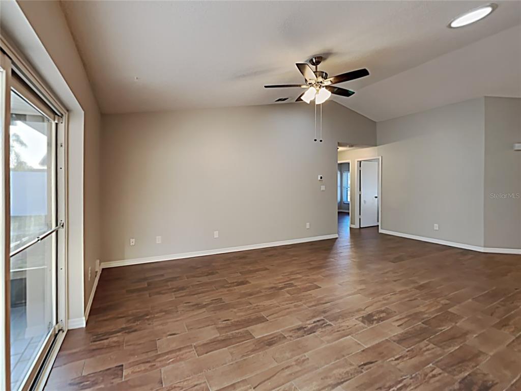 1108 Shaffer Trail Oviedo, FL 32765 - Photo 5 of 21