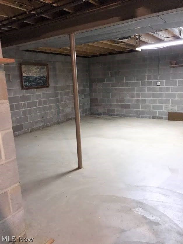 1712 West Schaaf Road Cleveland, OH 44109 - Photo 13 of 18 Gallery Image 13