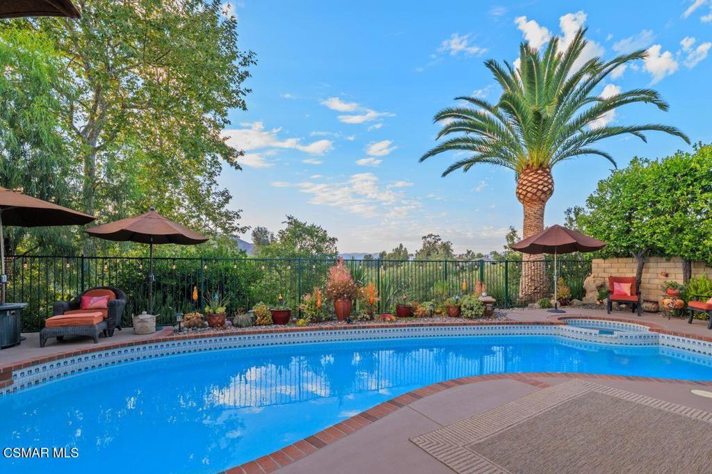 625 Galloping Hill Road Simi Valley, CA 93065 - Photo 20 of 49