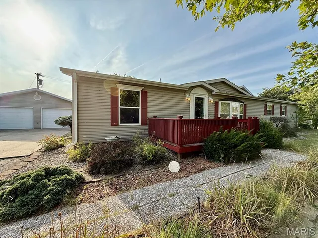 $235,000 | 220 North Sheldon Avenue, Kahoka, MO 63445