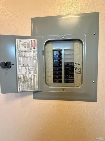 $235,000 | 220 North Sheldon Avenue, Kahoka, MO 63445