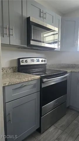 $1,500 | 4952 Vincennes Street, Cape Coral, FL 33904