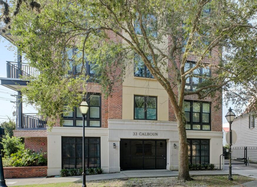 33 Calhoun St, Charleston SC cropped