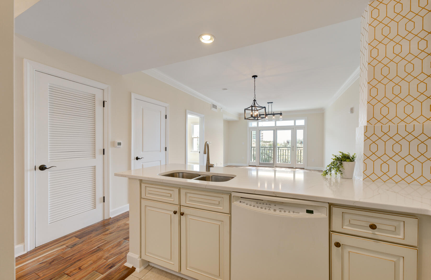 33 Calhoun Street, Unit 226 Charleston, SC 29401 - Photo 14 of 38 33 Calhoun St, Charleston SC (7)