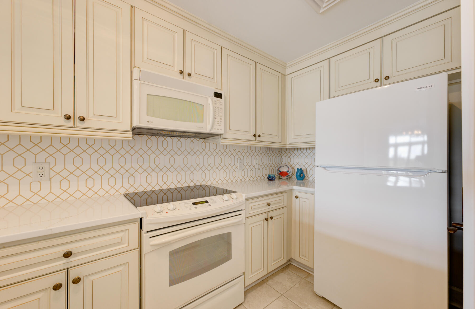 33 Calhoun Street, Unit 226 Charleston, SC 29401 - Photo 15 of 38 33 Calhoun St, Charleston SC (8)