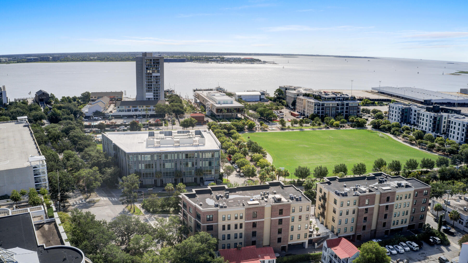 33 Calhoun Street, Unit 226 Charleston, SC 29401 - Photo 28 of 38 33 Calhoun St, Charleston SC (28)