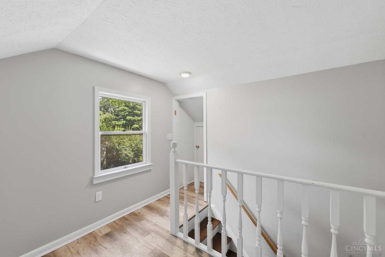 7981 State Road Cincinnati, OH 45255 - Photo 20 of 34