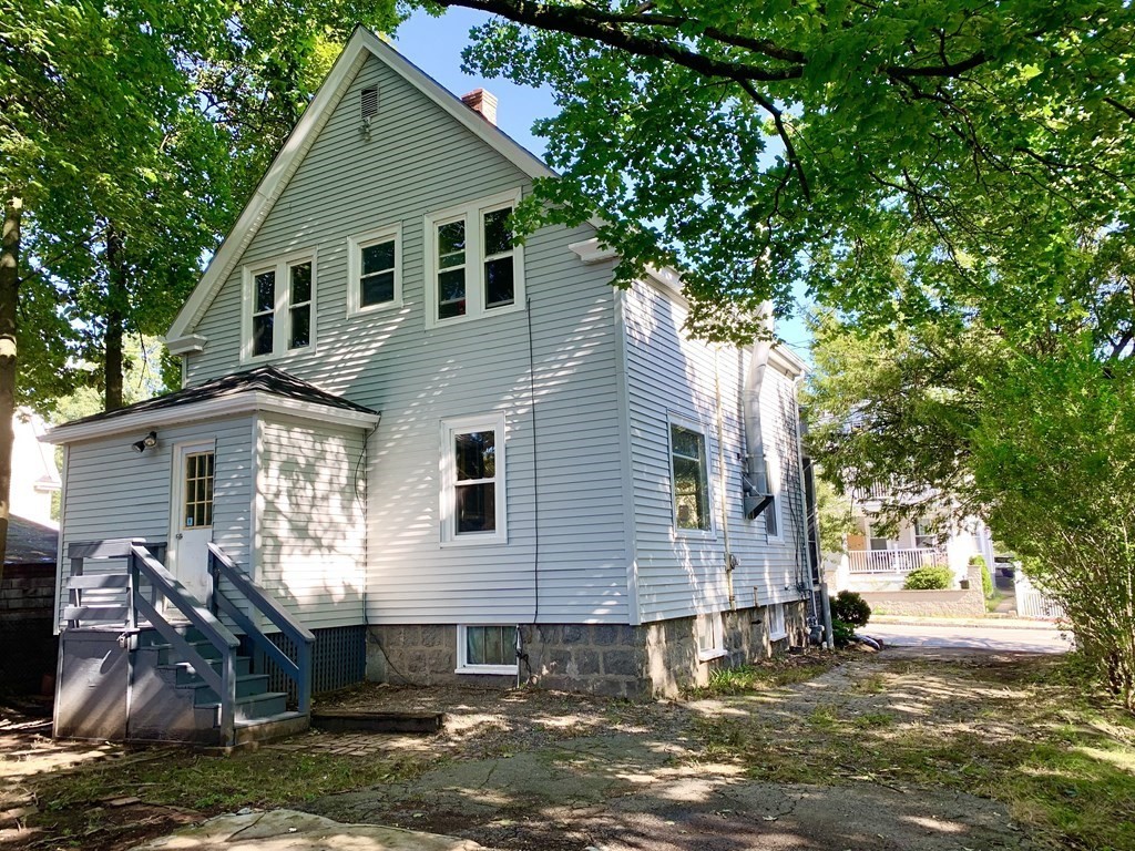 119 Ruskindale Road Boston, MA 02136 - Photo 5 of 23 Gallery Image 5