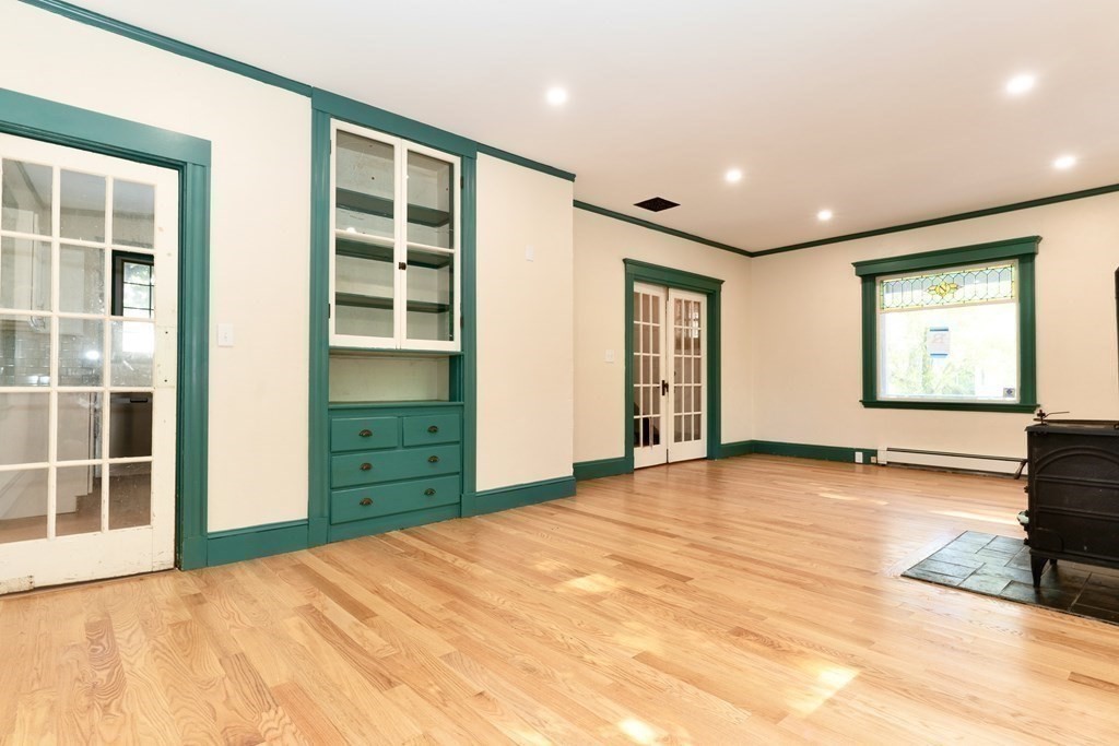 119 Ruskindale Road Boston, MA 02136 - Photo 10 of 23 Gallery Image 10