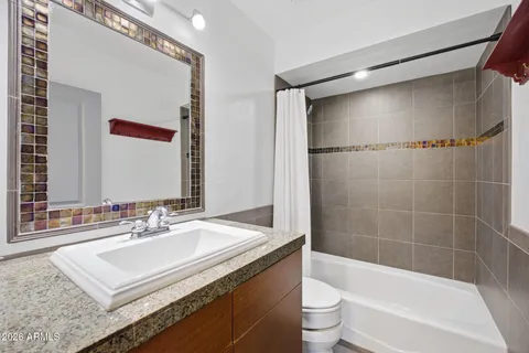 $675,000 | 427 East Oregon Avenue, Phoenix, AZ 85012