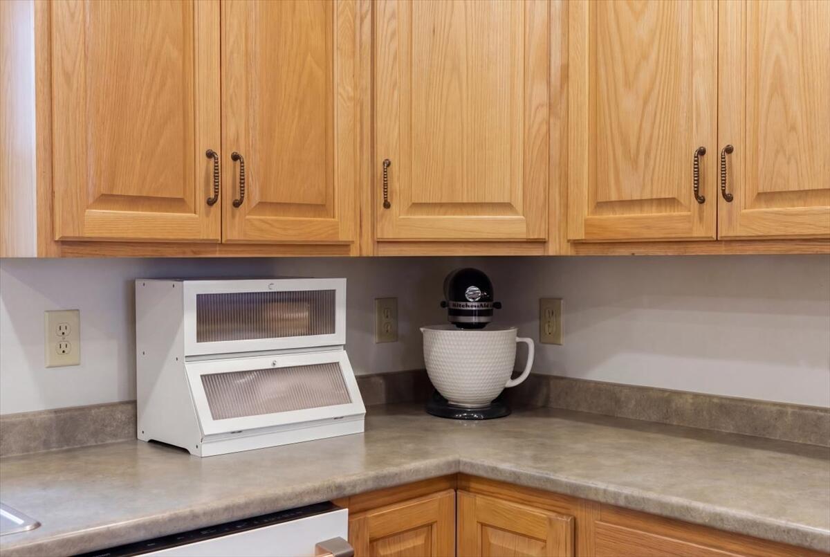 246 Carrs Corner Road Palermo, ME 04354 - Photo 11 of 79 Kitchen