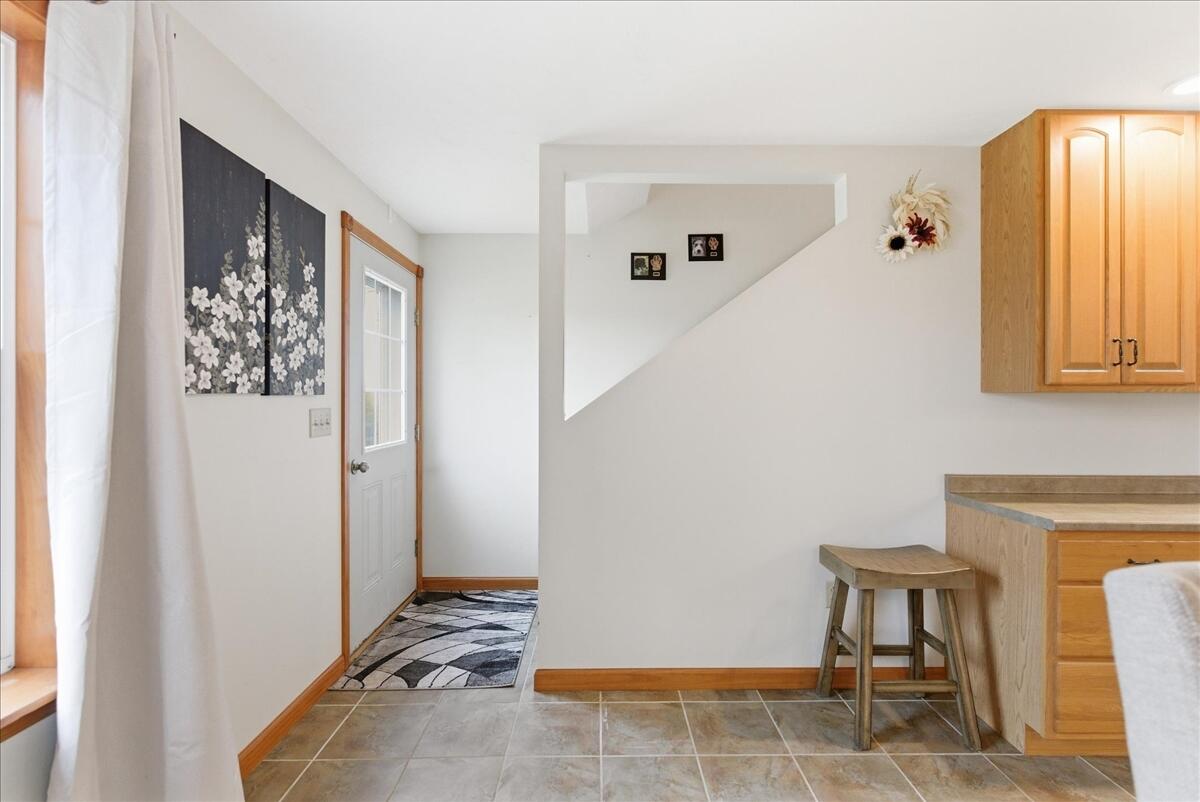 246 Carrs Corner Road Palermo, ME 04354 - Photo 12 of 79 Entry