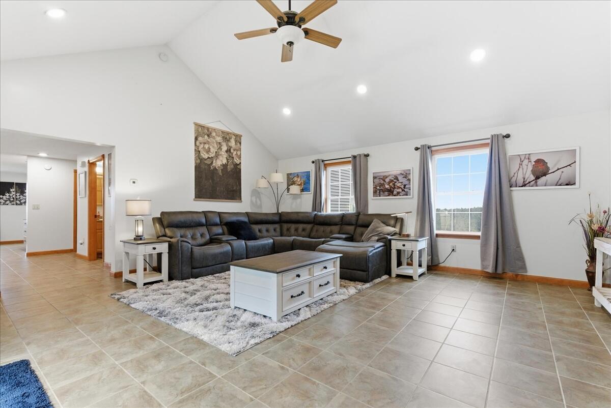 246 Carrs Corner Road Palermo, ME 04354 - Photo 4 of 79 Living room