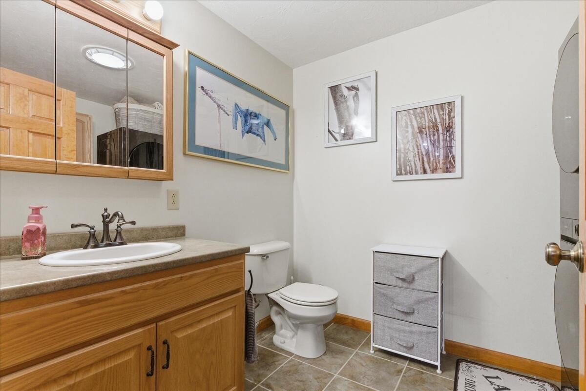 246 Carrs Corner Road Palermo, ME 04354 - Photo 47 of 79 First Floor Bath