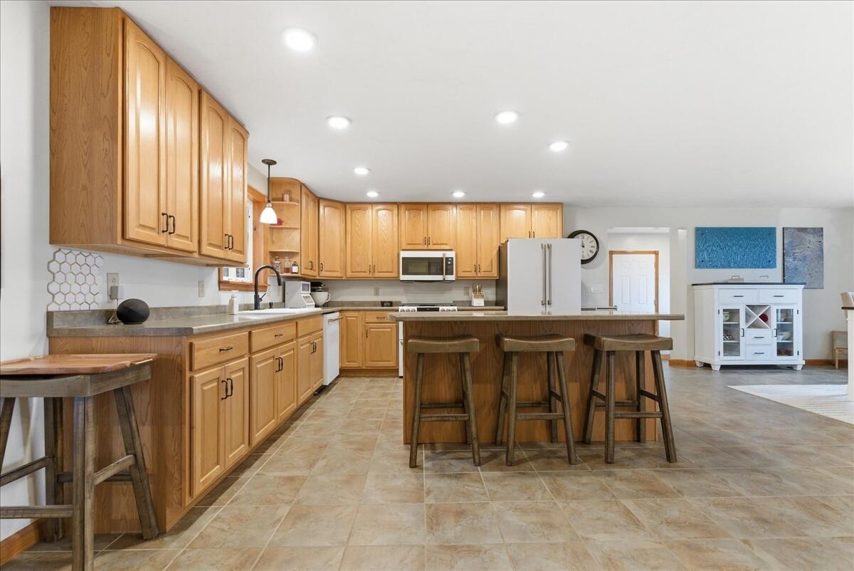 246 Carrs Corner Road Palermo, ME 04354 - Photo 58 of 79 Kitchen
