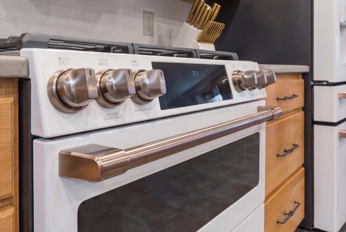 246 Carrs Corner Road Palermo, ME 04354 - Photo 71 of 79 Kitchen