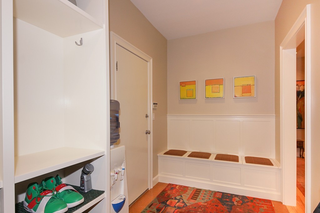 86 Huntington Road Newton, MA 02458 - Photo 9 of 30 Gallery Image 9