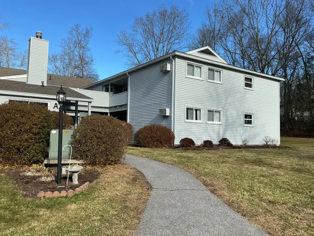 $1,495 | 12 East Farms Road, Unit A, Torrington, CT 06790