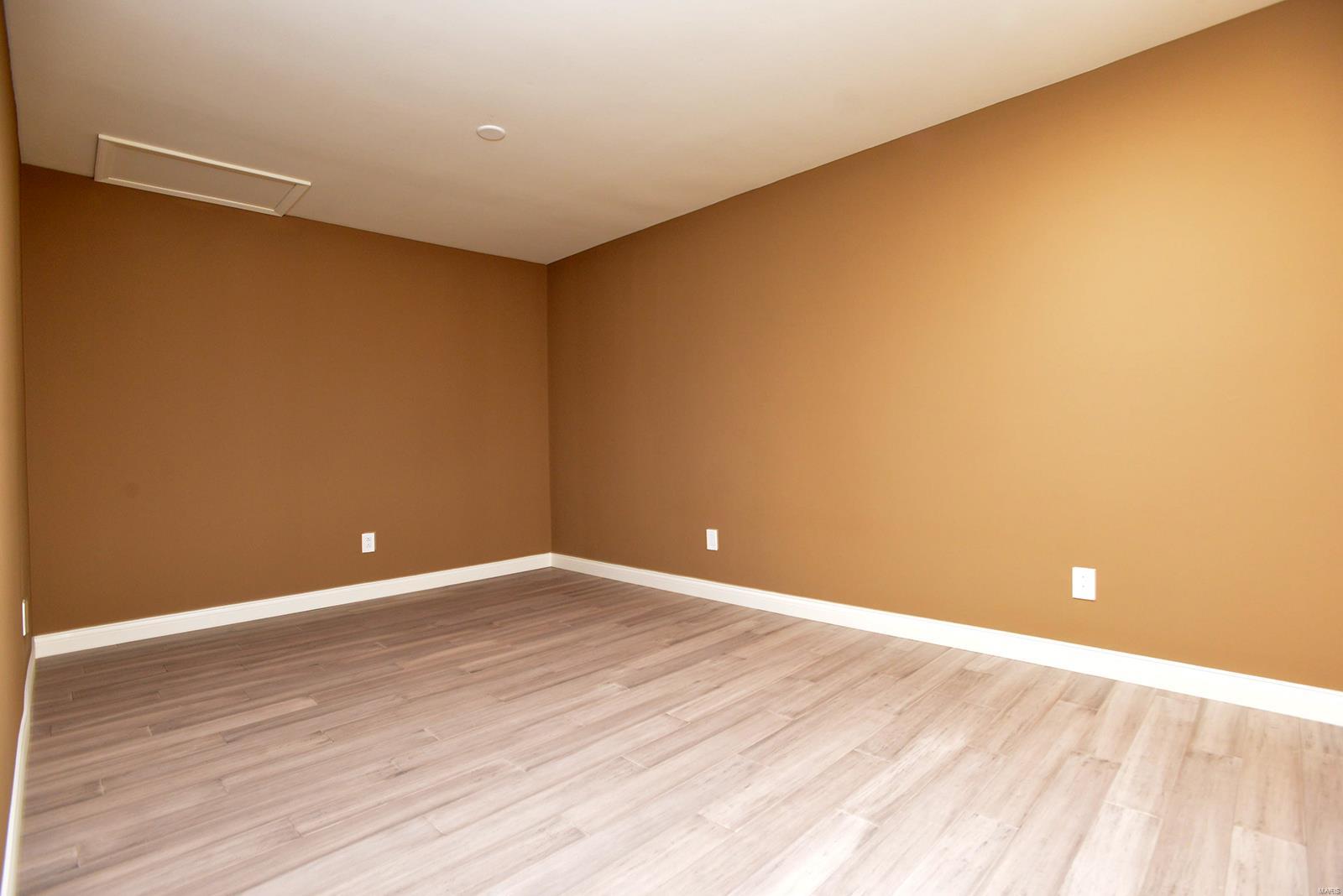 2750 Yaeger Road St. Louis, MO 63129 - Photo 19 of 48 Gallery Image 19