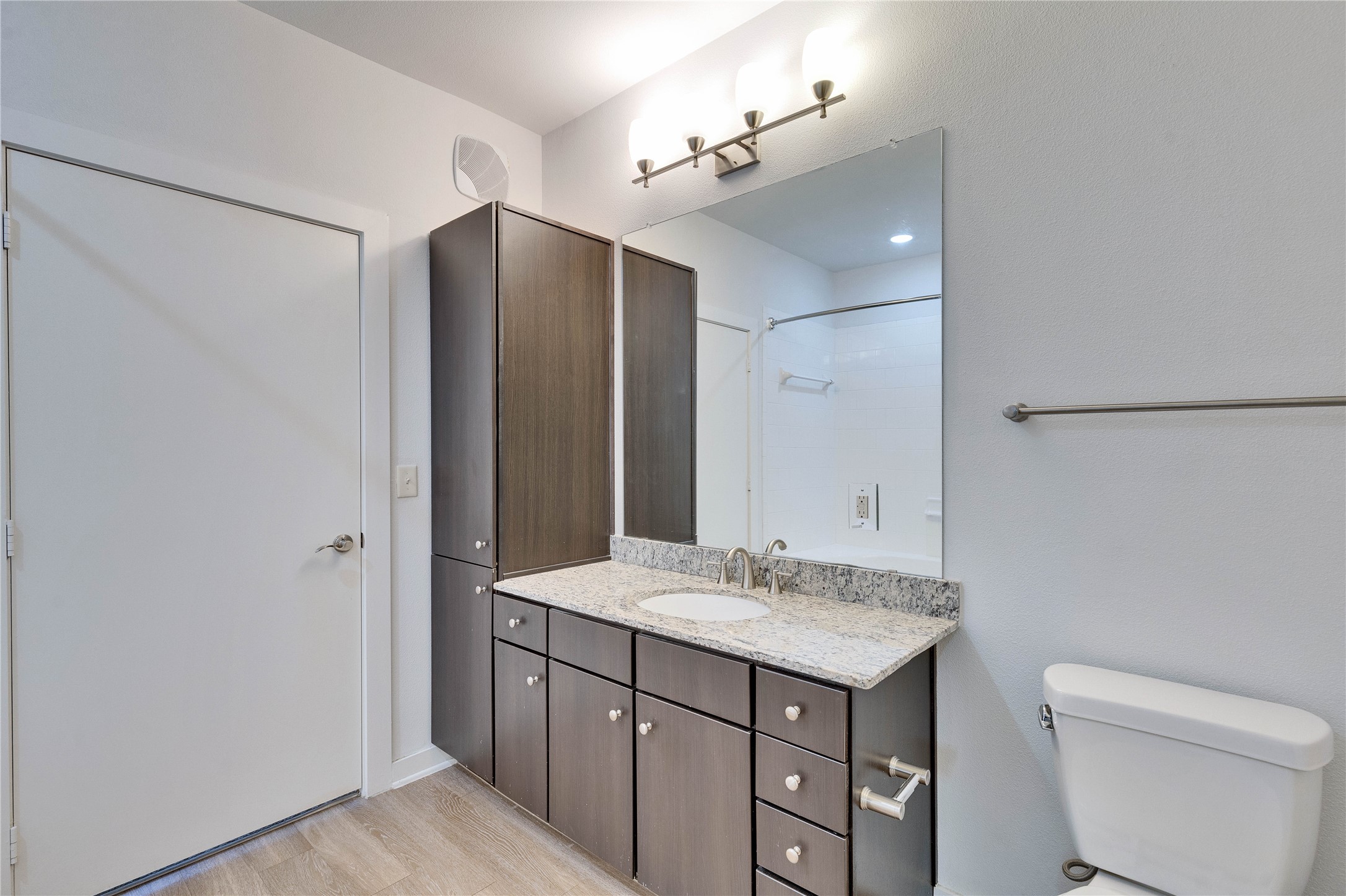 1900 Barton Springs Road, Unit 3039 Austin, TX 78704 - Photo 13 of 27 Gallery Image 13