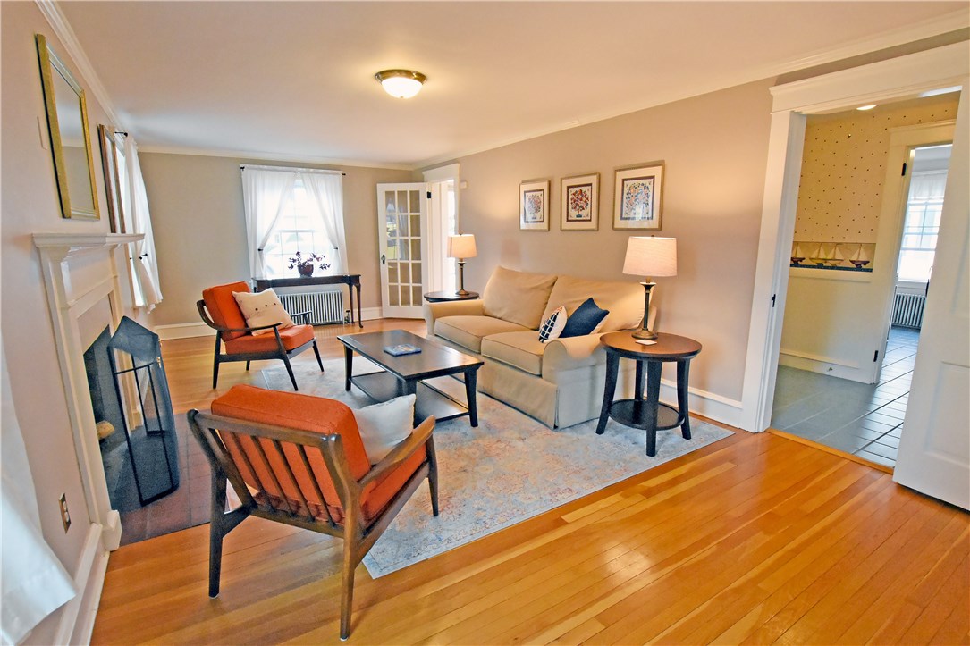 52 Sylvan Road East Providence, RI 02916 - Photo 8 of 40 Gallery Image 8