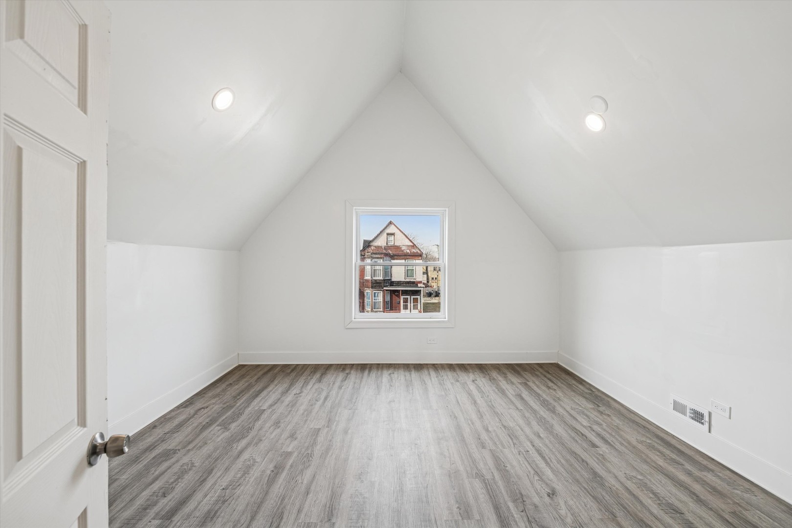6843 South Carpenter Street Chicago, IL 60621 - Photo 13 of 19