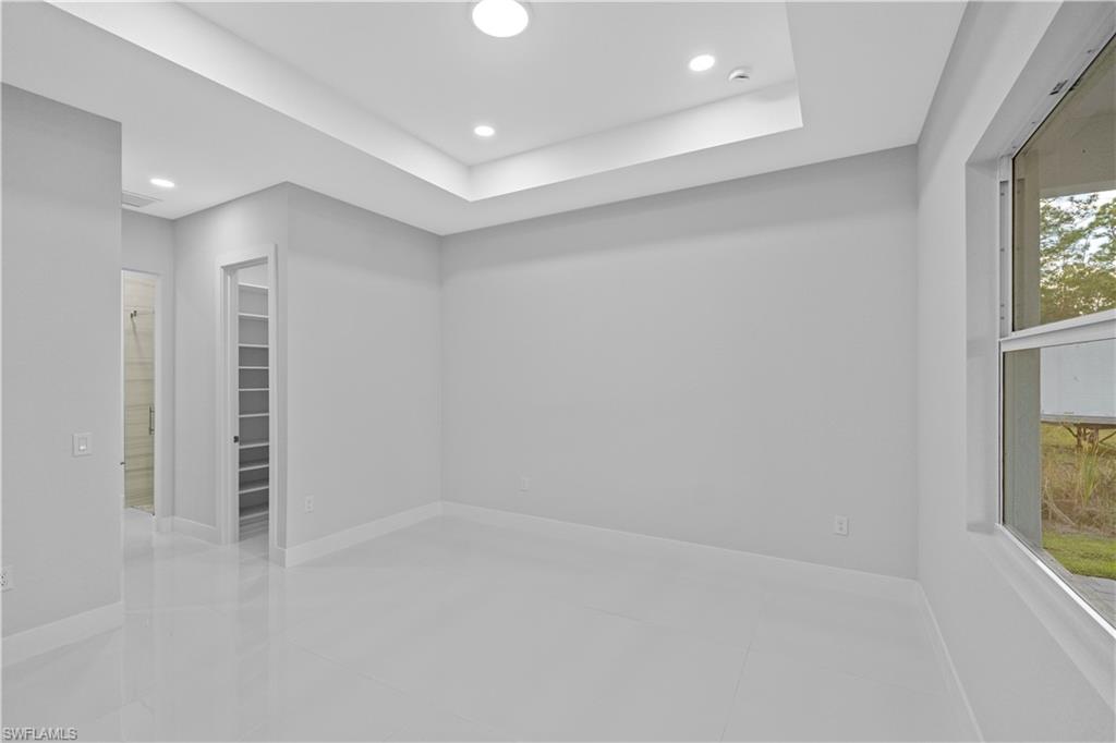 3433 66th Avenue Northeast Naples, FL 34120 - Photo 15 of 48