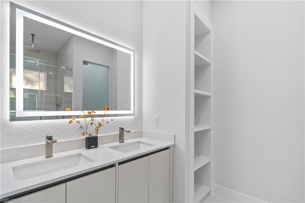 3433 66th Avenue Northeast Naples, FL 34120 - Photo 18 of 48