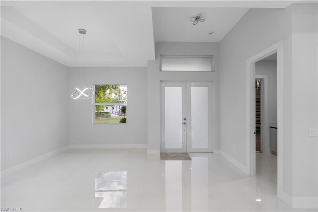 3433 66th Avenue Northeast Naples, FL 34120 - Photo 3 of 48