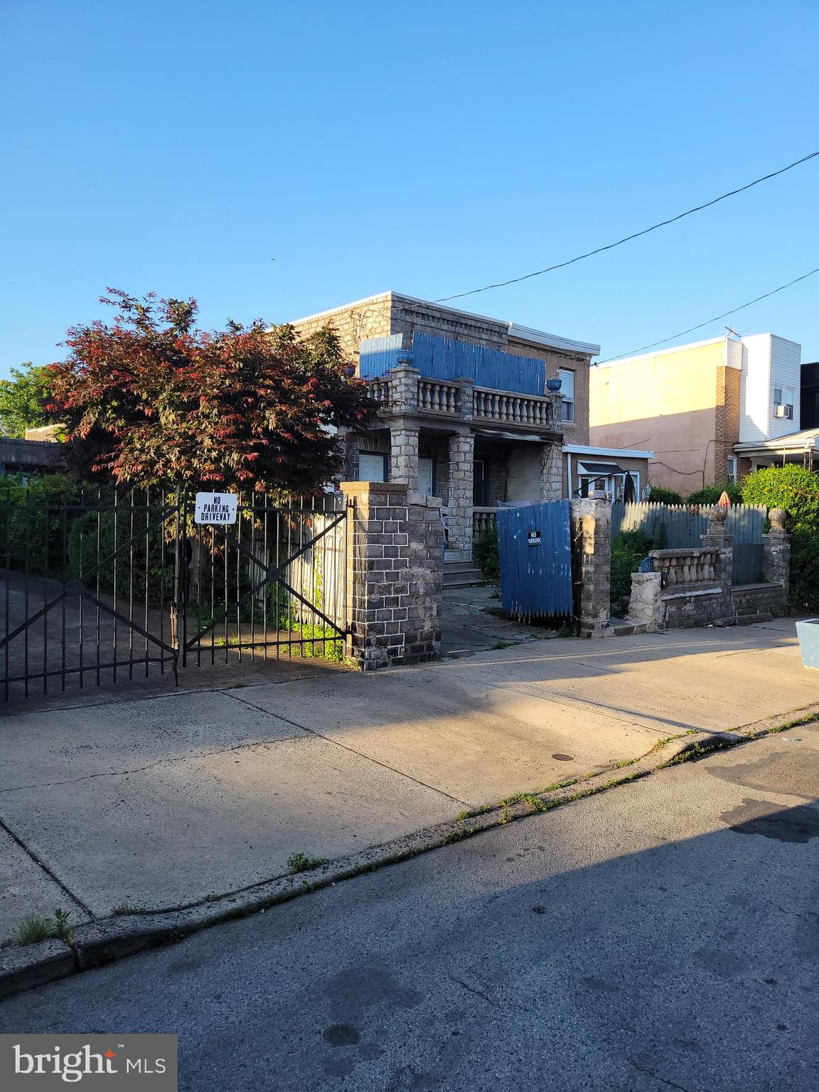 2421 West Huntingdon St  