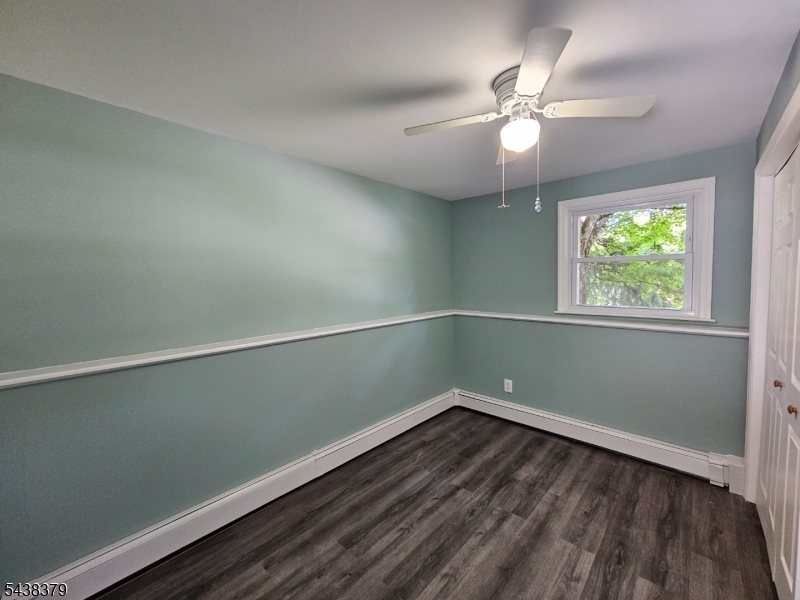 504 Edith Road Landing, NJ 07850 - Photo 15 of 18