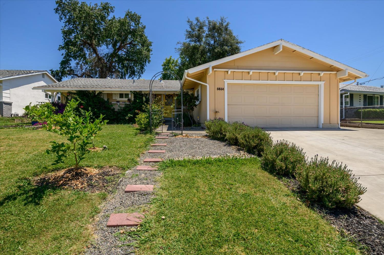 5034 Robander Street Carmichael, CA 95608 - Photo 32 of 35