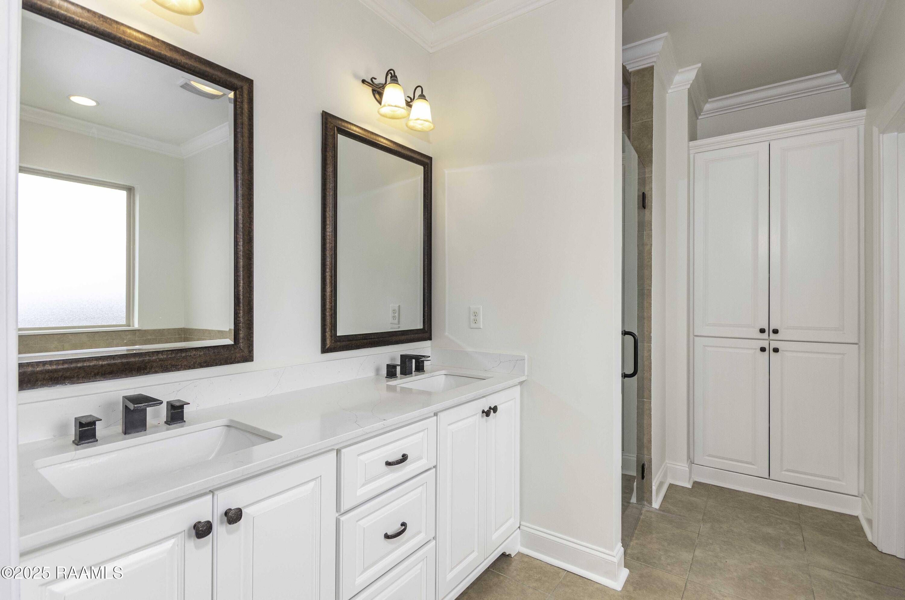 331 Camus Road Lafayette, LA 70503 - Photo 20 of 40 Primary Bath 1