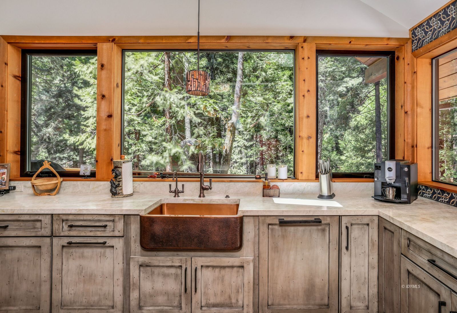 24581 Fern Valley Road Idyllwild, CA 92549 - Photo 20 of 50 Windows facing strawberry creek