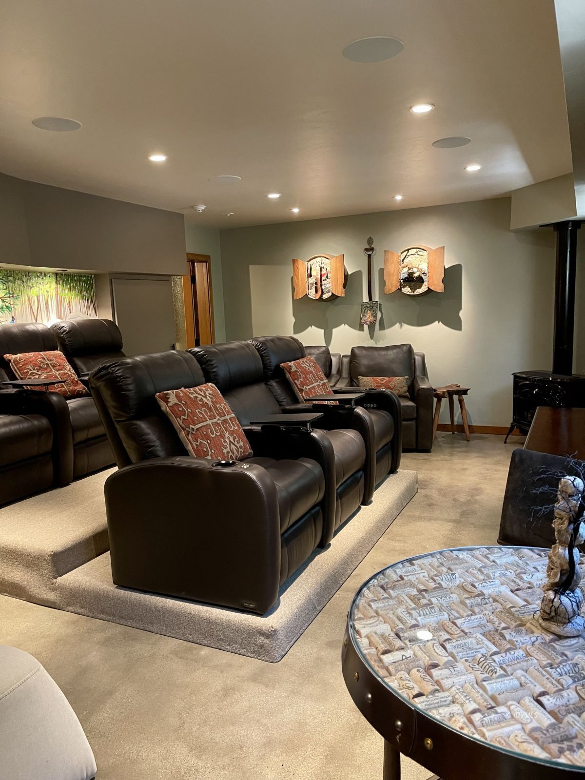 24581 Fern Valley Road Idyllwild, CA 92549 - Photo 37 of 50 Theater seating