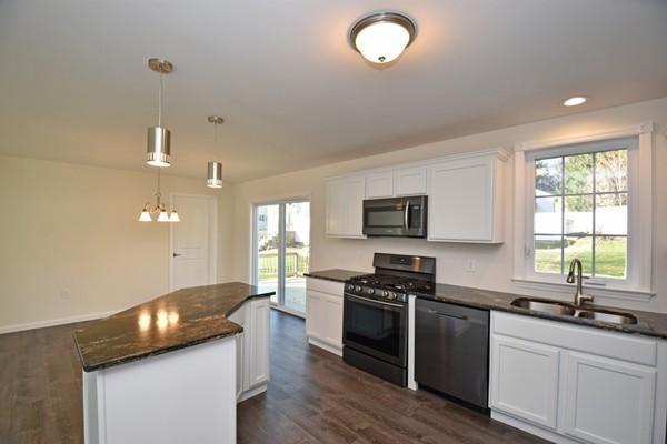 18 Maravista Road Worcester, MA 01606 - Photo 3 of 17 Gallery Image 3