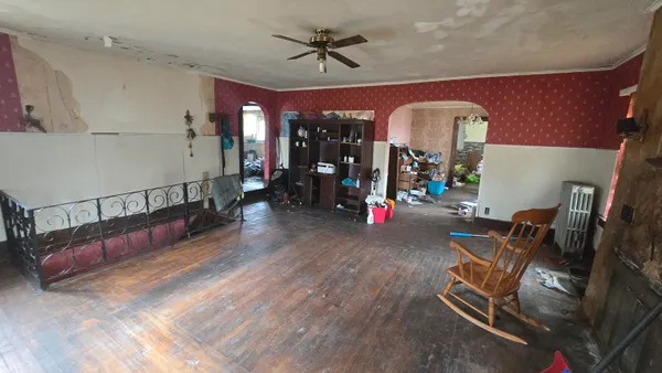 $99,900 | 710 East Foster Street, Ludington, MI 49431