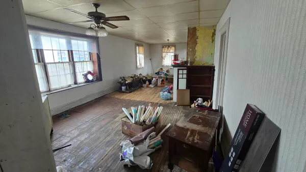 $99,900 | 710 East Foster Street, Ludington, MI 49431
