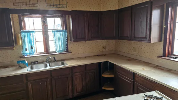 $99,900 | 710 East Foster Street, Ludington, MI 49431